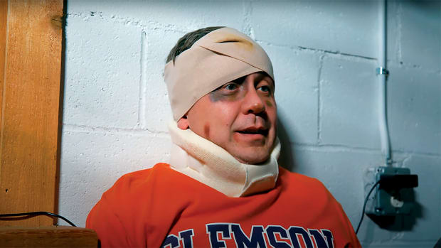 FB_SEC SHORTS_CLEMSON HOSTAGE